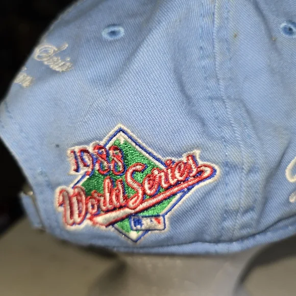 New Era Light Blue Los Angeles Dodgers Hat - Picture 4 of 11